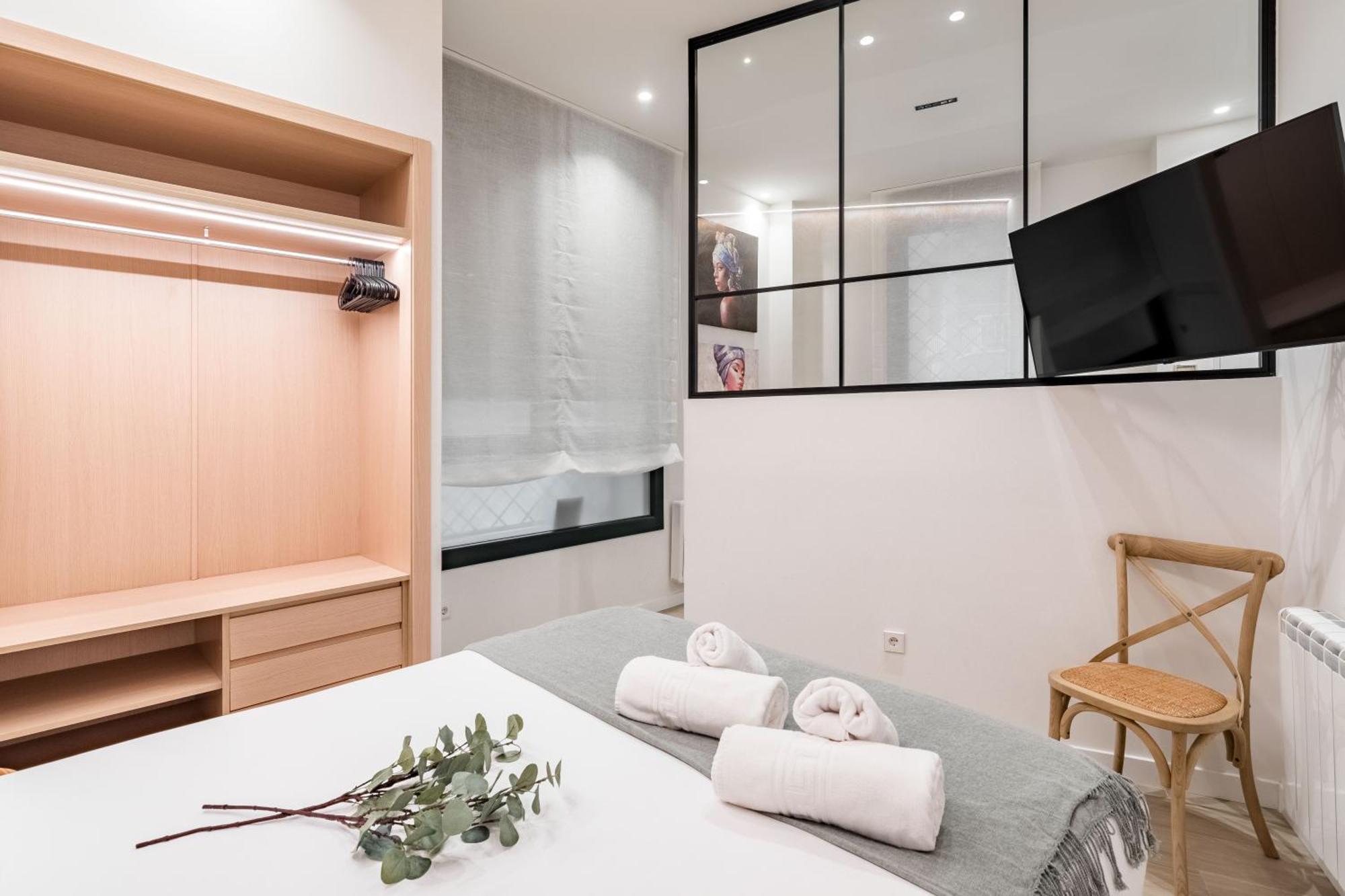 Charming La Almudena Apartamento *